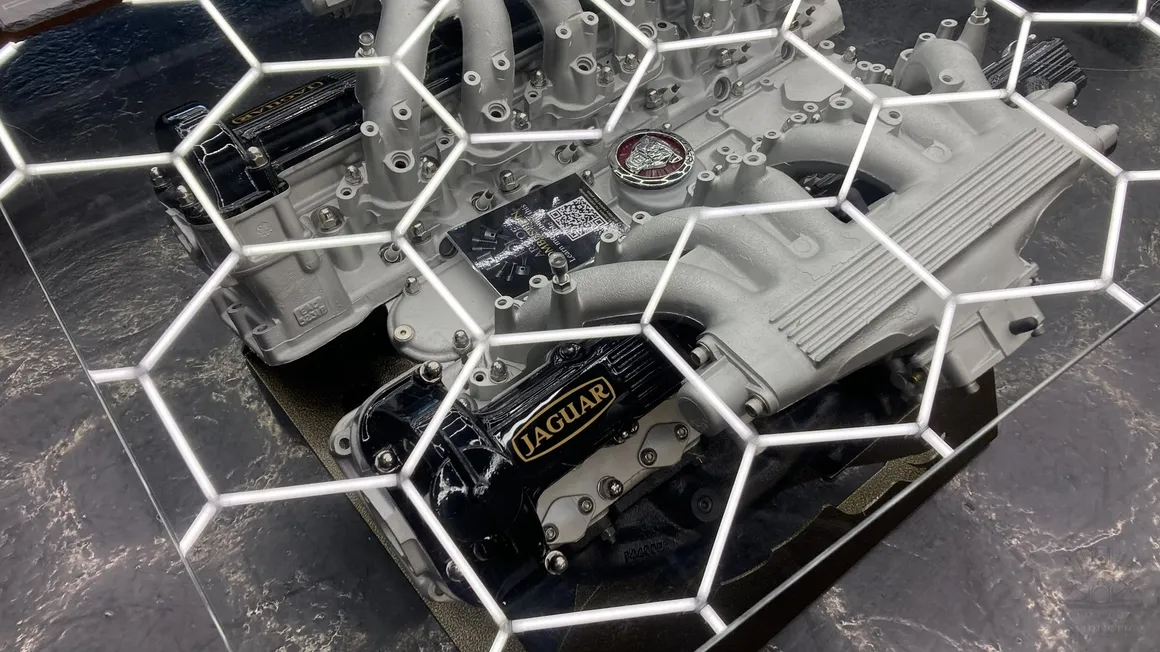 Come check out our Tables and Lamps on display at Club Scottsdale